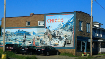 Chico's Mexican-american outside