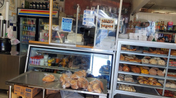 Ortiz Bakery food