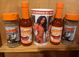 Original Hooters food