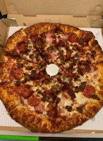 Strongman Pizza food