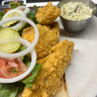 Gary's Oyster Shack food