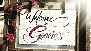 Gracie's Chinese Cuisine food