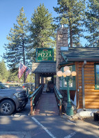 Lake Tahoe Pizza Company outside