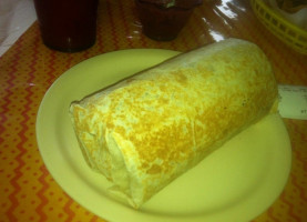 Los Burritos Tapatios food