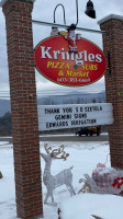 Kringle's Pizza Country Store outside