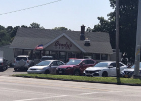 Brody's Diner outside