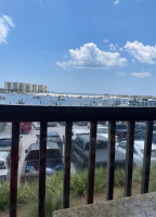 Dewey Destin's Harborside outside