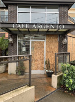 Cafe Argento outside