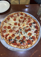 Zio's Pizzeria food