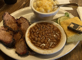 Buck's Naked Bbq And Steakhouse food