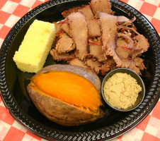 Archie's Barbeque food