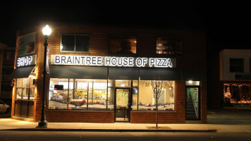 Braintree House Of Pizza outside