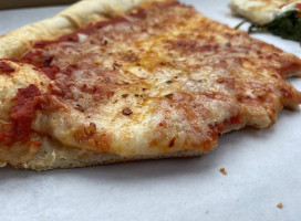 Vinny’s Ny Pizza food