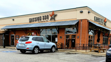 Mission Bbq food