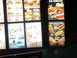 Wienerschnitzel menu