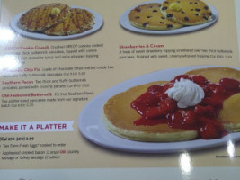 Huddle House food