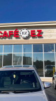 Cafe Ez outside