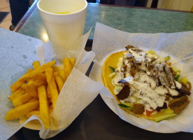 Sam's Gyros food