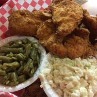 Sam's Southern Eatery food