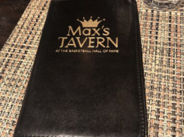 Max's Tavern food