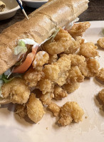 Hollier's Cajun Kitchen food