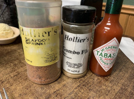 Hollier's Cajun Kitchen food