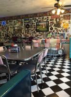 Kokomo's 50's Diner inside