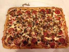 Supreme Pizza food