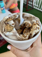 Bj's Bakery food