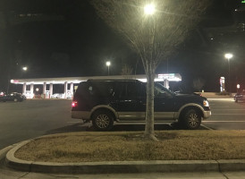 Kroger Bakery outside
