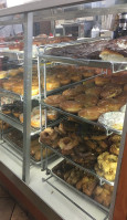 Mag's Donut Bakery food