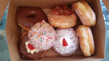 Mag's Donut Bakery food