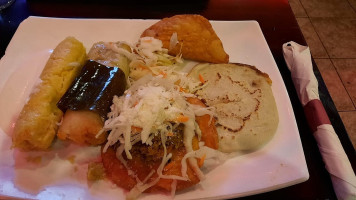 La Pupusa Loca food