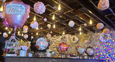 Baskin-robbins inside