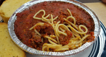 Andys Hometowne Pizza food