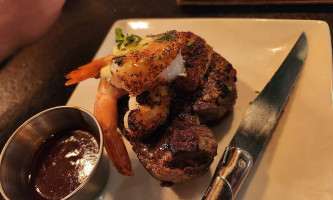 Unwine'd And Tap food