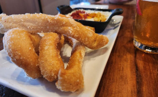 Unwine'd And Tap food
