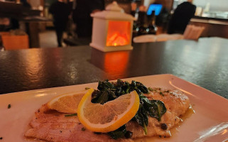 Unwine'd And Tap food