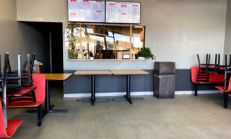 Penny's Pizza Hot Subs outside
