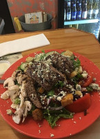 Crackers Island Grille food