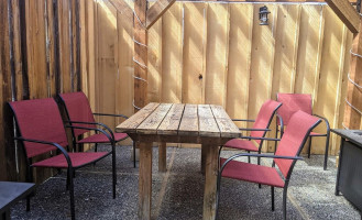 Blue Heron Bistro. outside