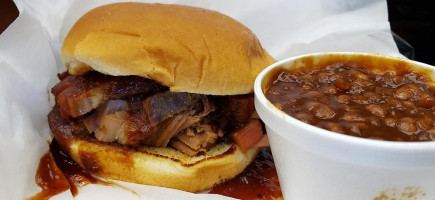 Vincent's Bbq Catering food