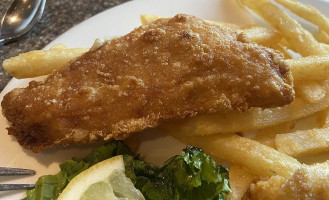 8th Street At The Ivy food