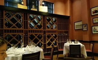 Ruth's Chris Steak House inside