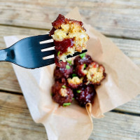 Red's Beer Garden food