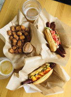 Red's Beer Garden food