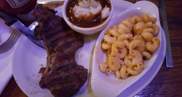 T's Redneck Steakhouse food