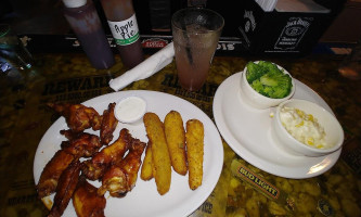 T's Redneck Steakhouse food