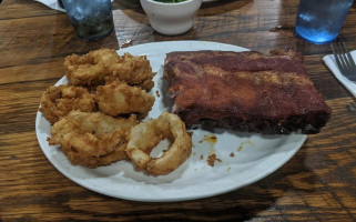 T's Redneck Steakhouse food