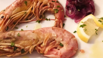 DJ's Dugout food